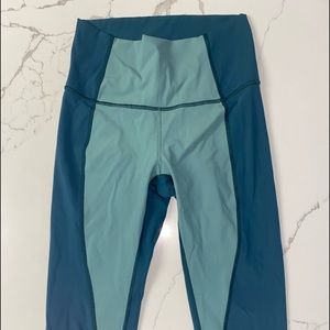 Lululemon cropped leggings